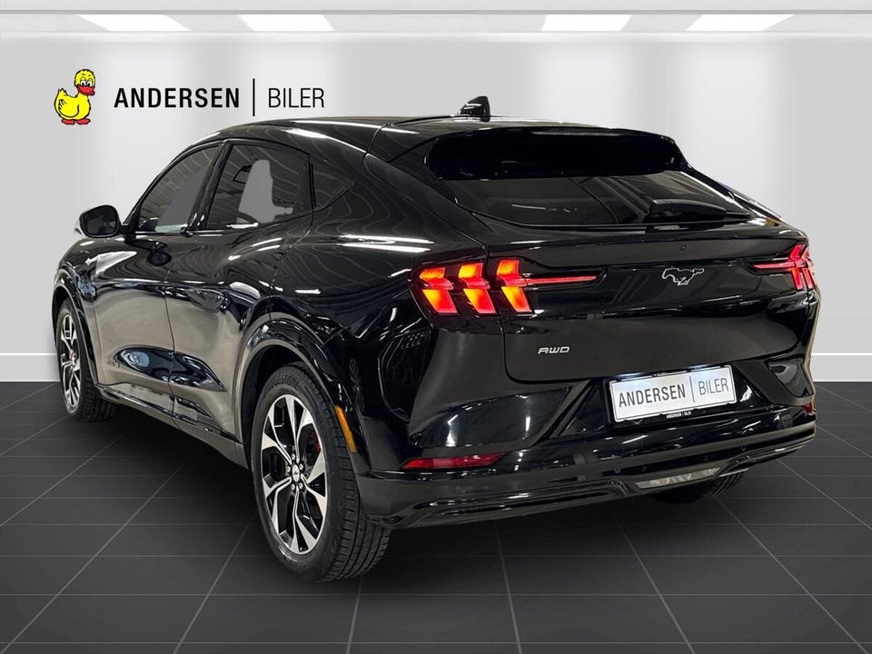 Ford Mustang Mach-E 75 Standard Range AWD 5d