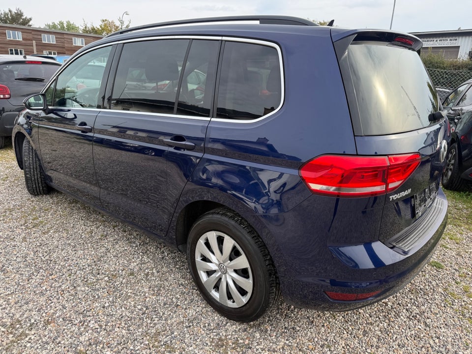 VW Touran 1,6 TDi 115 Comfortline DSG 7prs 5d
