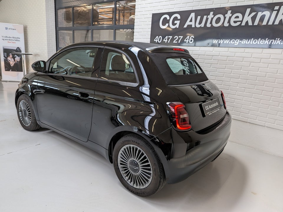 Fiat 500e Icon Cabrio 2d