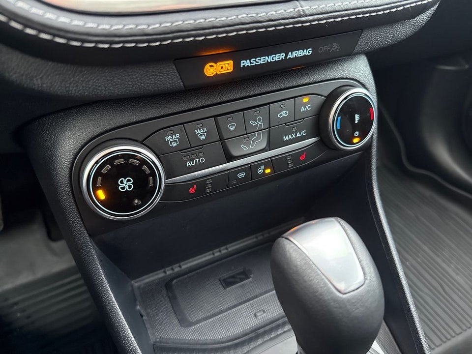 Ford Fiesta 1,0 EcoBoost Vignale DCT 5d