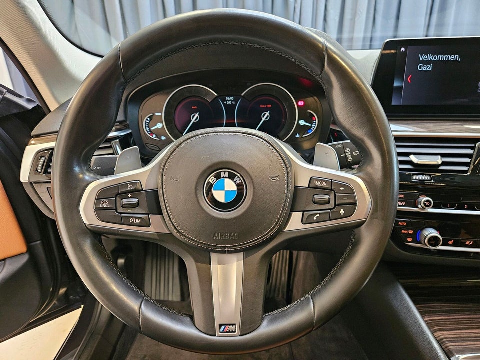 BMW 520d 2,0 Touring Connected aut. 5d
