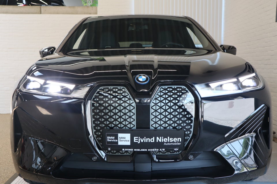 BMW iX xDrive40 Sport 5d