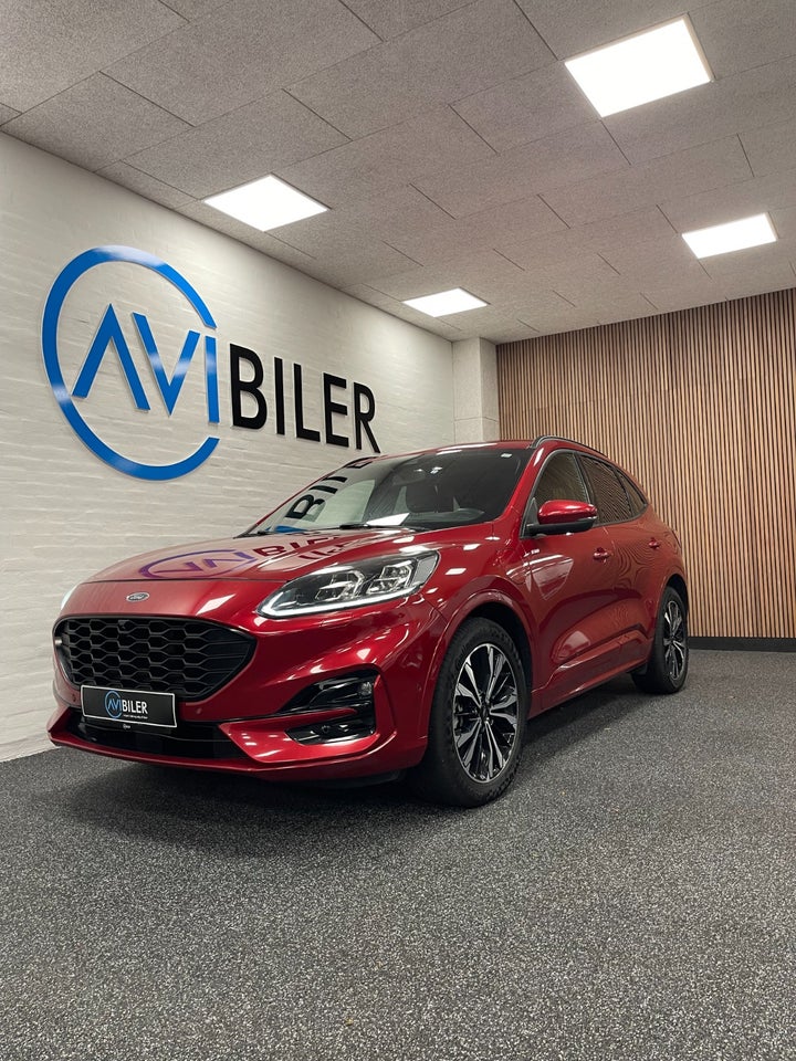 Ford Kuga 2,5 PHEV ST-Line X CVT 5d