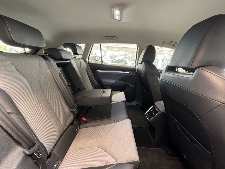 Skoda Enyaq 80 iV Loft 5d
