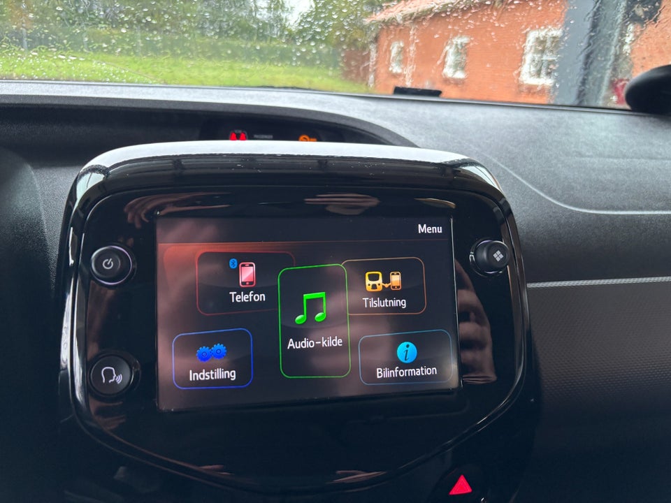 Peugeot 108 1,0 e-VTi 72 Allure+ 5d