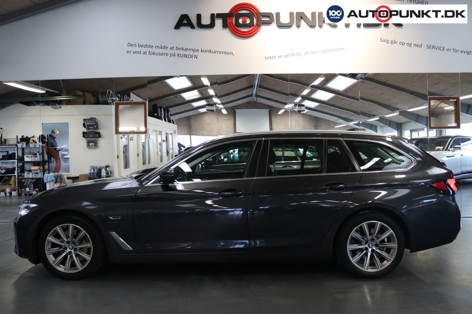 BMW 530e 2,0 Touring Sport Line aut. 5d