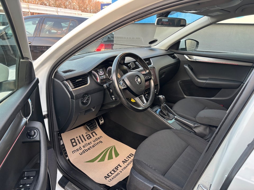 Skoda Octavia 1,6 TDi 115 Style DSG 5d