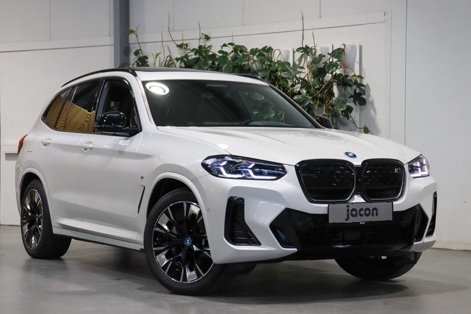 BMW iX3 Charged Plus M-Sport 5d