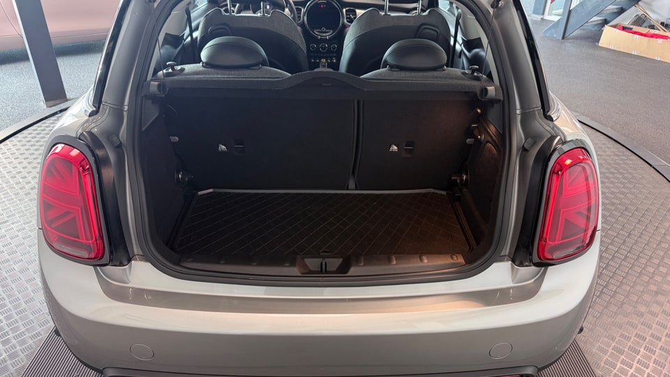 MINI Cooper SE Edition Premium 3d