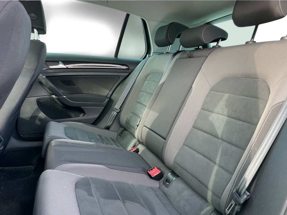 VW Golf VII 1,5 TSi 150 Highline DSG 5d