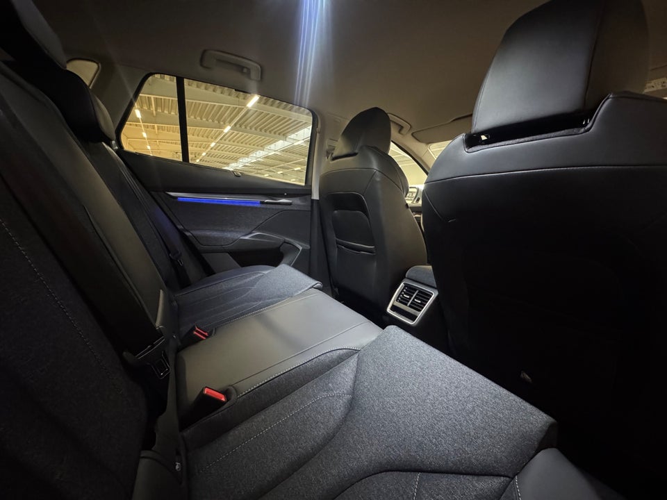 Skoda Elroq 85 iV Advanced 5d