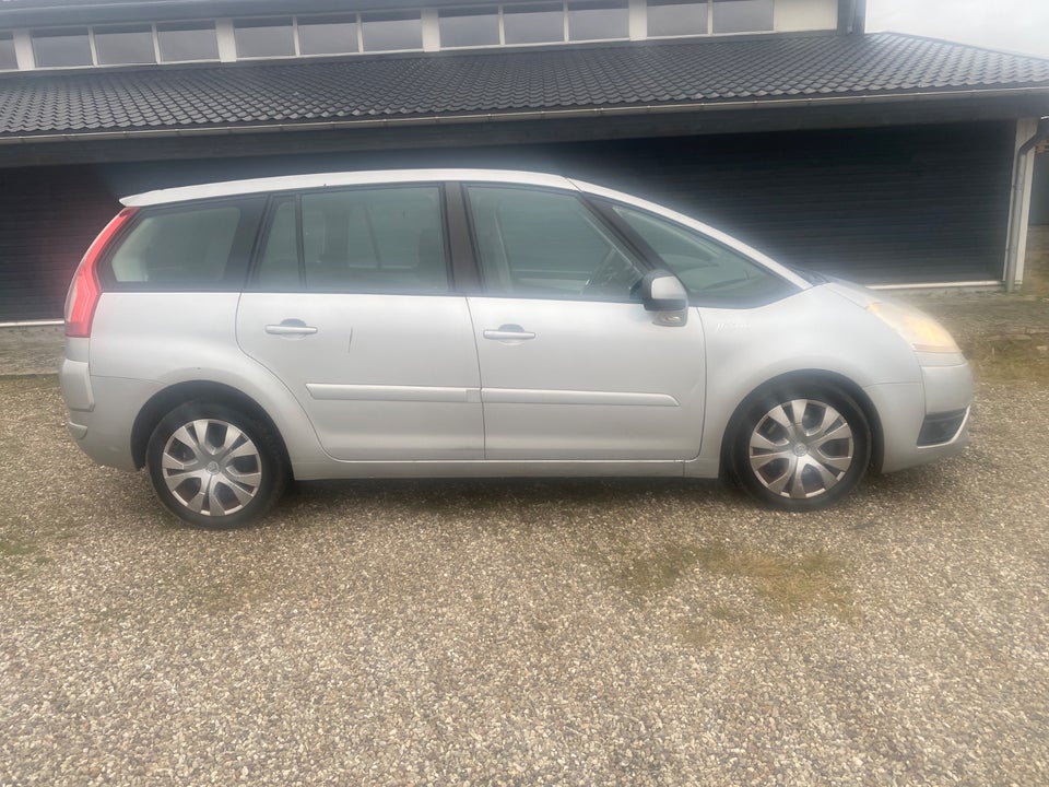 Citroën Grand C4 Picasso 2,0 HDi 138 Exclusive aut. 7prs 5d