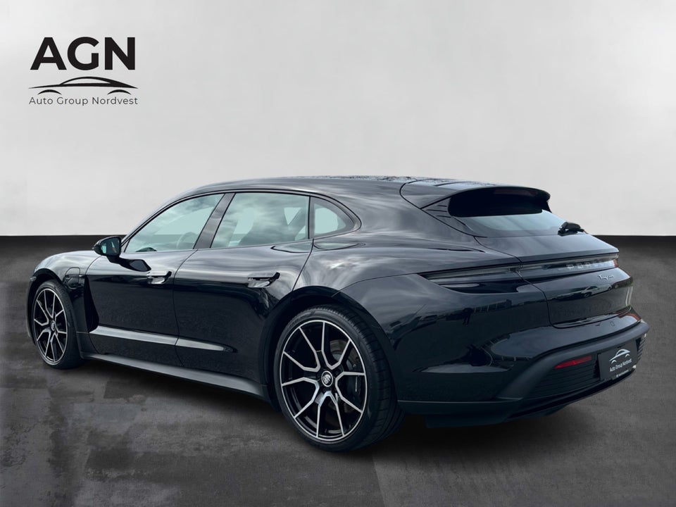 Porsche Taycan Sport Turismo 5d