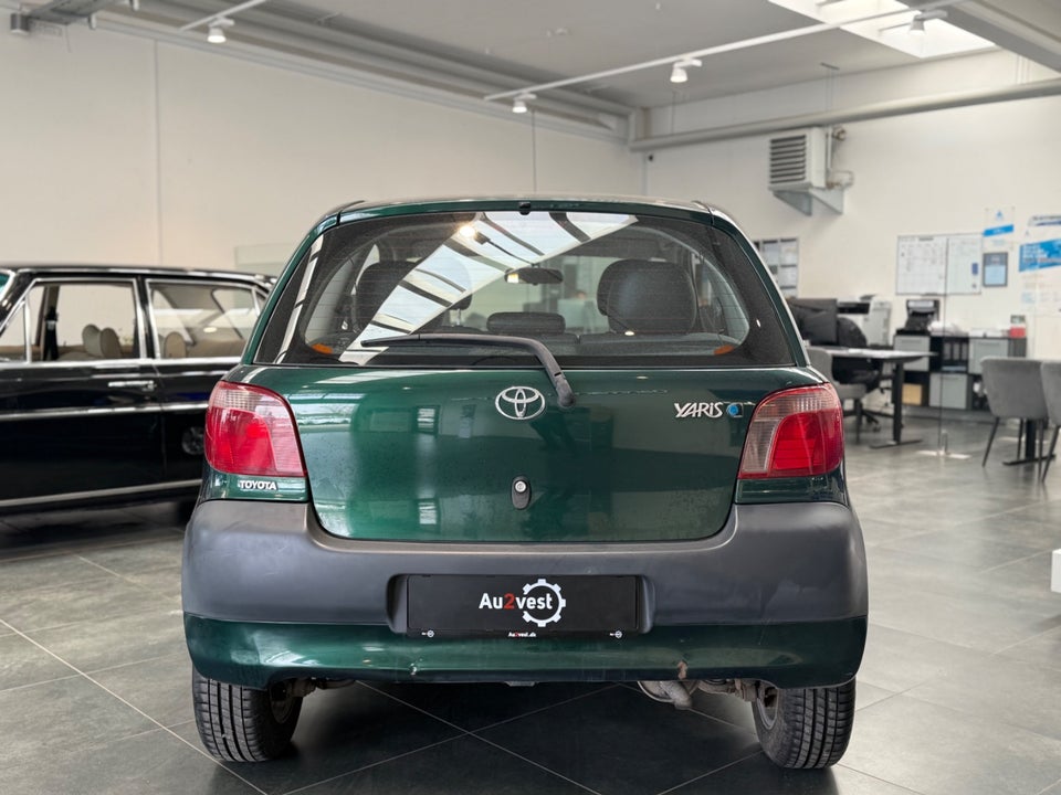 Toyota Yaris 1,0 Luna 3d