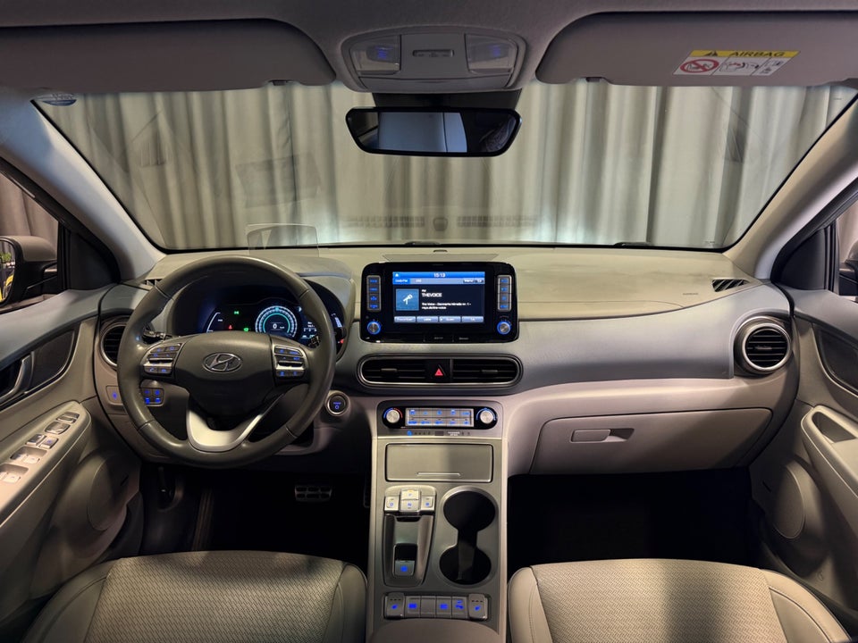 Hyundai Kona 64 EV Advanced Premium 5d