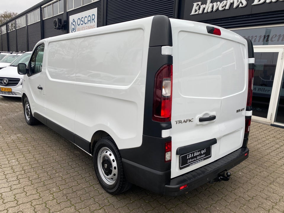 Renault Trafic T29 2,0 dCi 120 L2H1