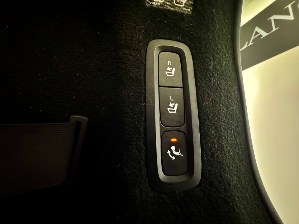 Volvo V90 2,0 T5 254 Momentum aut. 5d