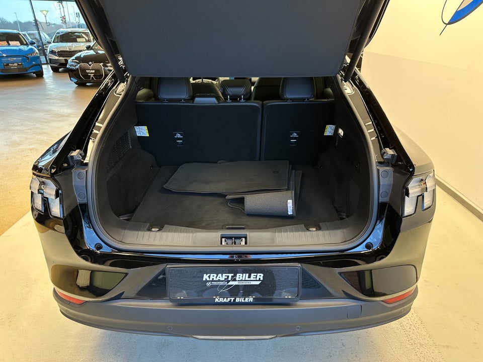 Ford Mustang Mach-E 70 Premium Standard Range 5d