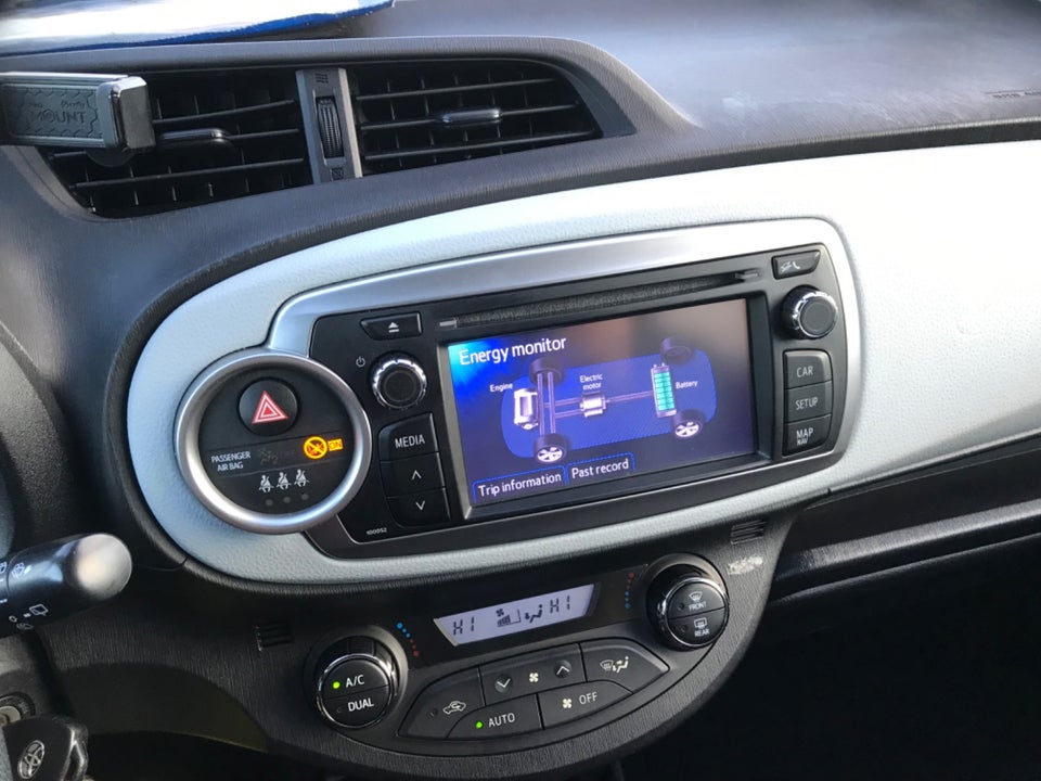 Toyota Yaris 1,5 Hybrid H2 Touch CVT 5d