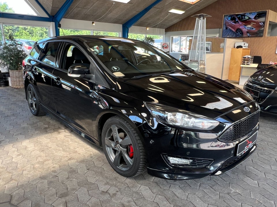 Ford Focus 1,0 SCTi 125 ST-Line stc. 5d