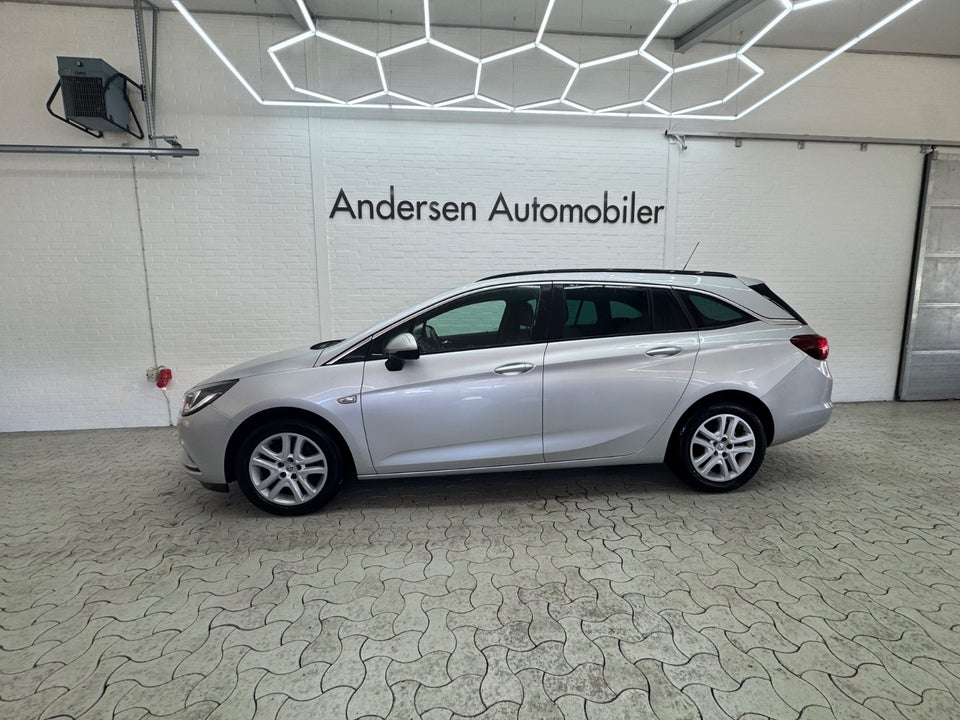 Opel Astra 1,6 CDTi 110 Enjoy Sports Tourer 5d