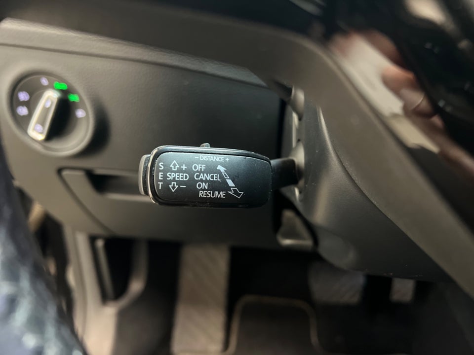 Skoda Superb 2,0 TDi 150 Style Combi DSG 5d
