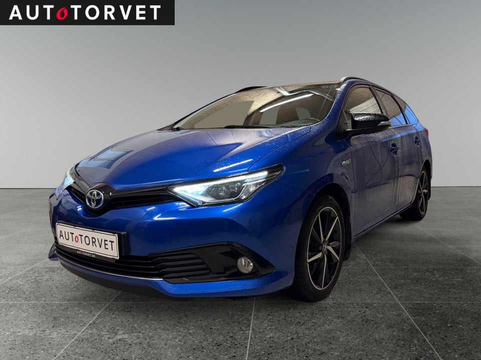 Toyota Auris 1,8 Hybrid H2 Selected CVT 5d