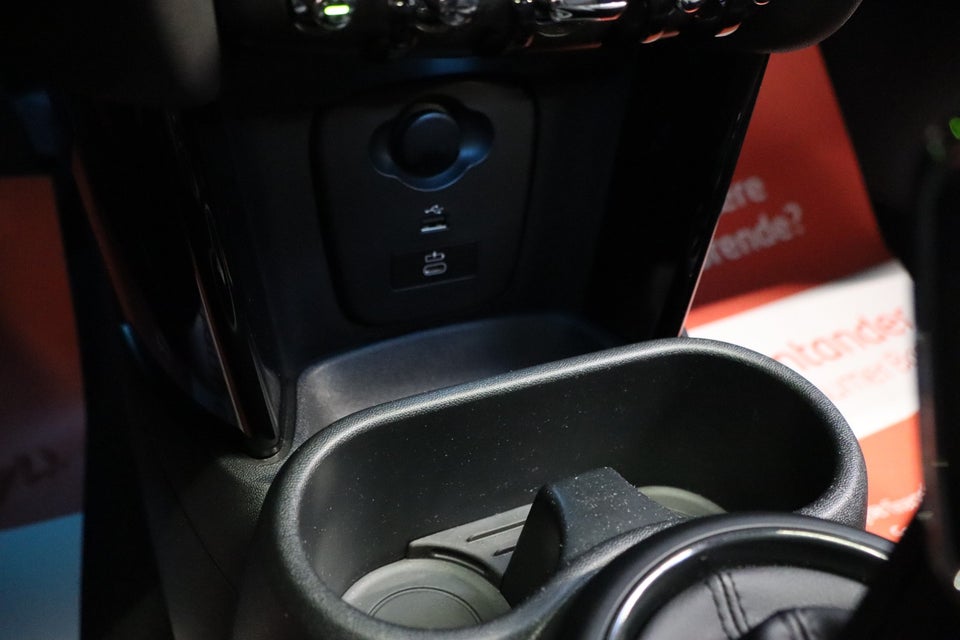 MINI Cooper SE Camden Edition 3d