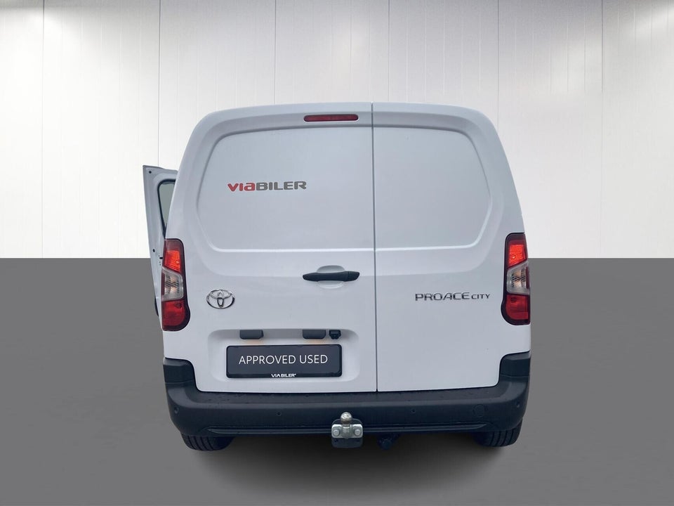Toyota ProAce City 1,2 T 110 Medium Comfort 5d