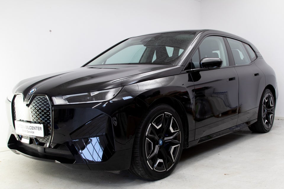 BMW iX xDrive40 Sport 5d