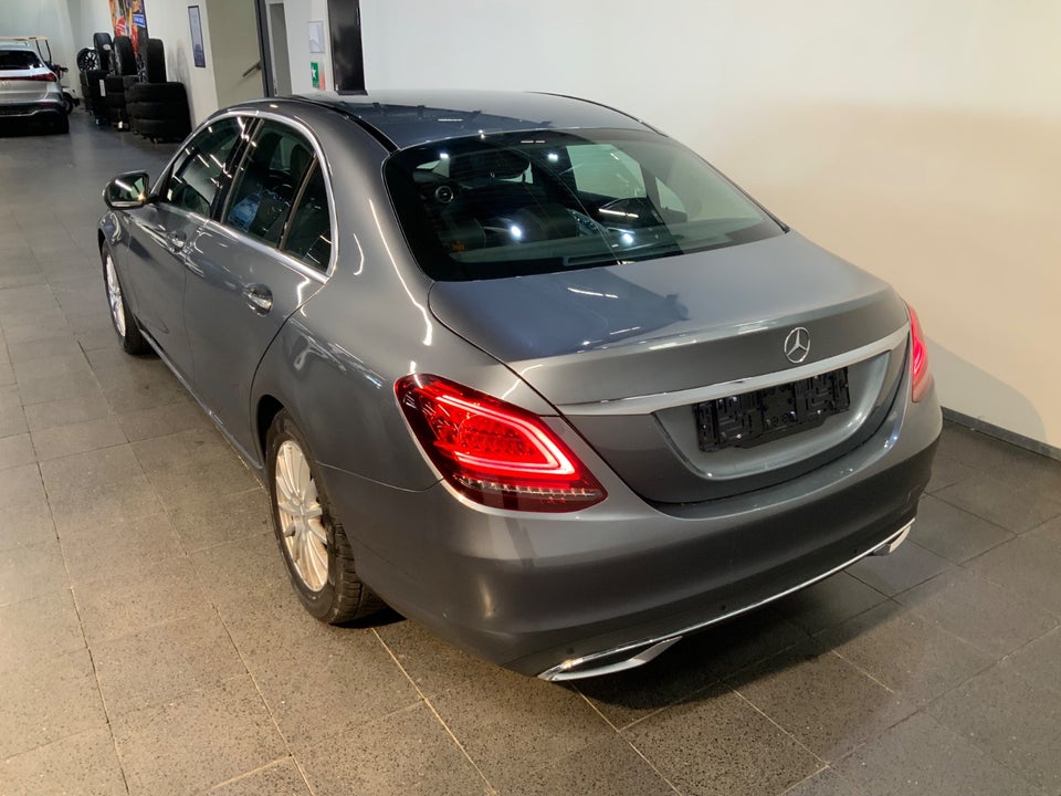 Mercedes C220 d 2,0 Avantgarde aut. 4d
