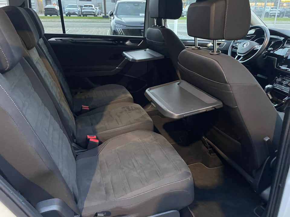 VW Touran 1,5 TSi 150 Highline DSG 7prs 5d