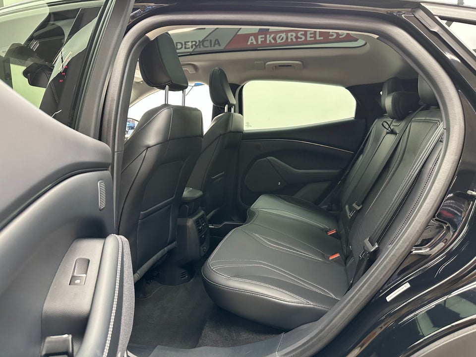 Ford Mustang Mach-E 75 Premium Standard Range 5d