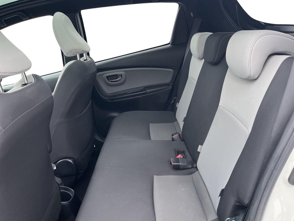 Toyota Yaris 1,5 Hybrid Pure e-CVT 5d