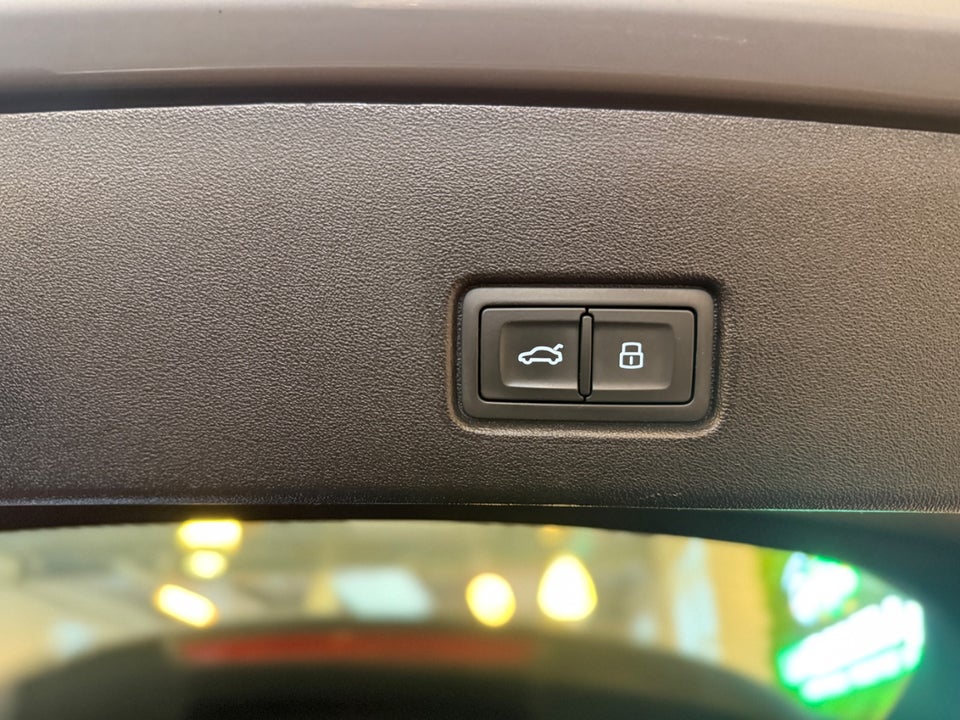 Audi Q4 e-tron 50 Attitude quattro 5d