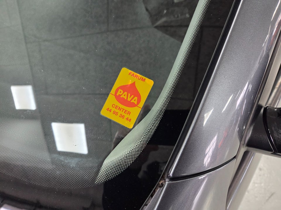 VW Golf VI 1,6 TDi 105 Match Variant BMT 5d