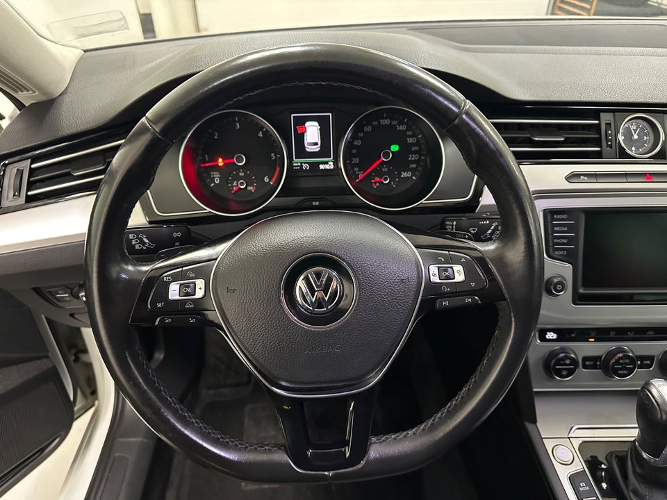 VW Passat 2,0 TDi 150 Comfortline+ Variant DSG 5d