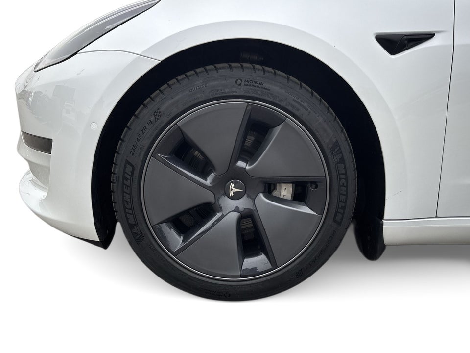 Tesla Model 3 Long Range AWD 4d