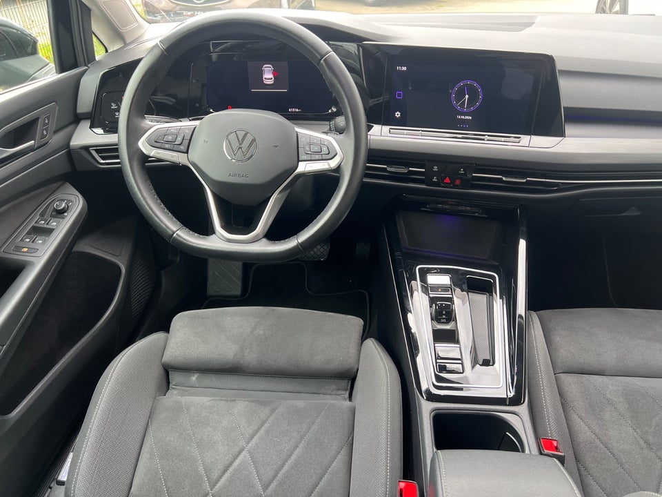 VW Golf VIII 1,5 eTSi 150 Style 75 Years Edition DSG 5d