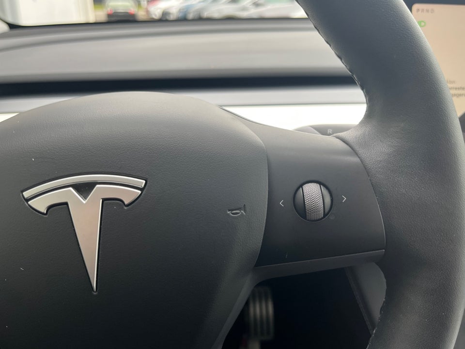 Tesla Model Y Performance AWD 5d