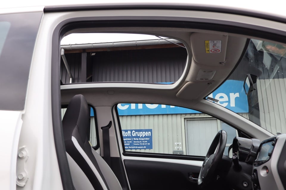 Toyota Aygo 1,0 VVT-i x-sky 5d