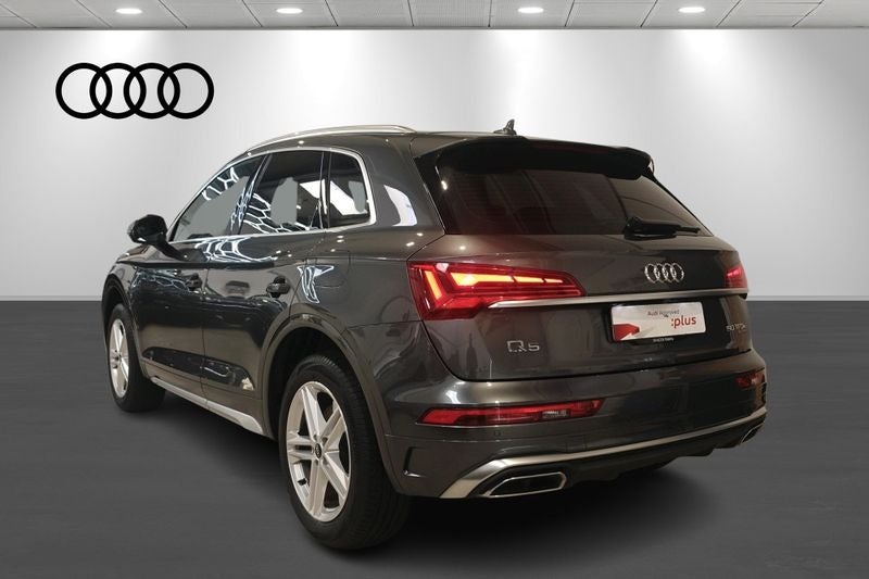 Audi Q5 50 TFSi e S-line quattro S-tr. 5d