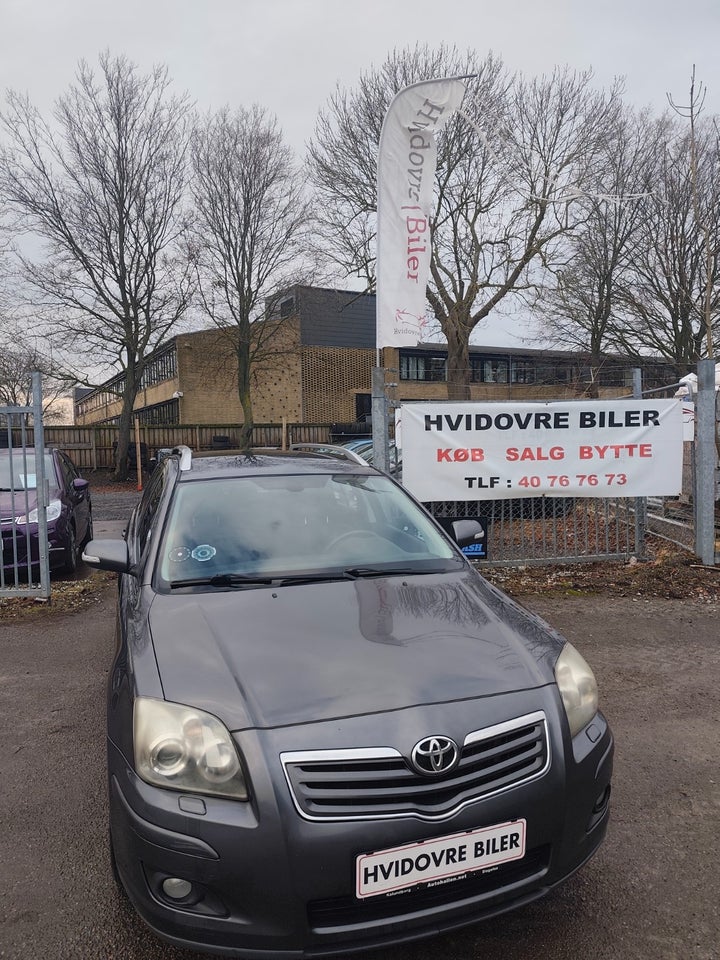 Toyota Avensis 1,8 VVT-i Elegance stc. 5d