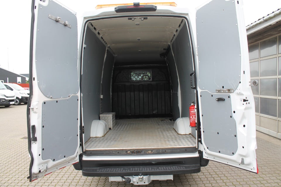 Iveco Daily 2,3 35S15 12m³ Van