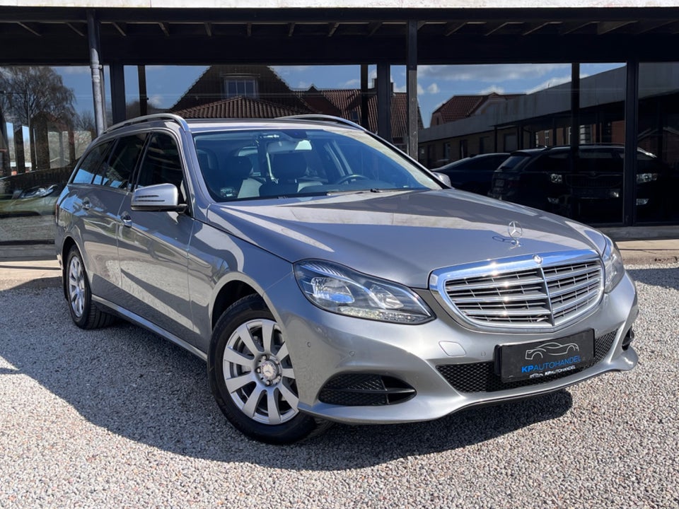 Mercedes E200 2,2 CDi Avantgarde stc. aut. 5d