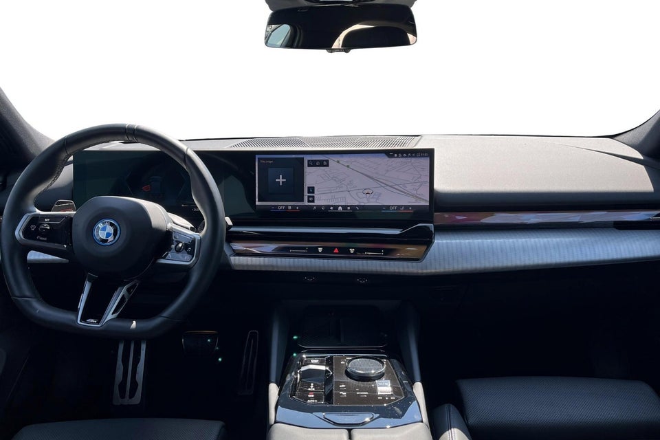 BMW i5 eDrive40 M-Sport 4d