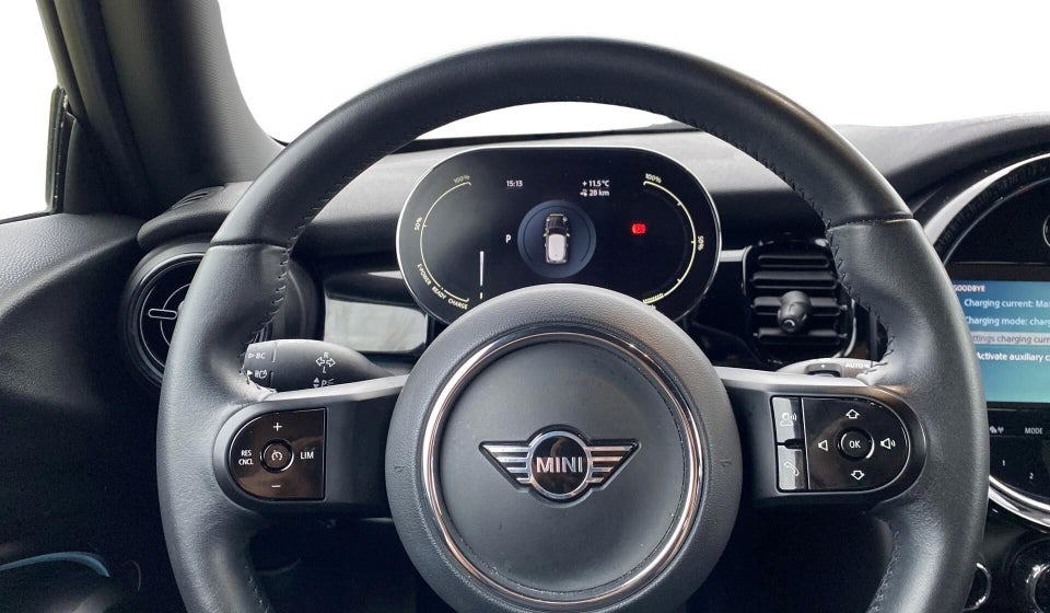 MINI Cooper SE Classic Trim 3d