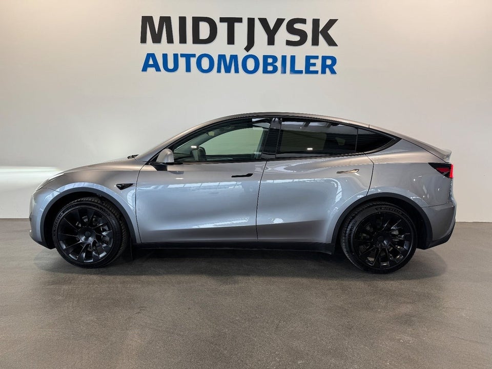 Tesla Model Y Long Range AWD 5d