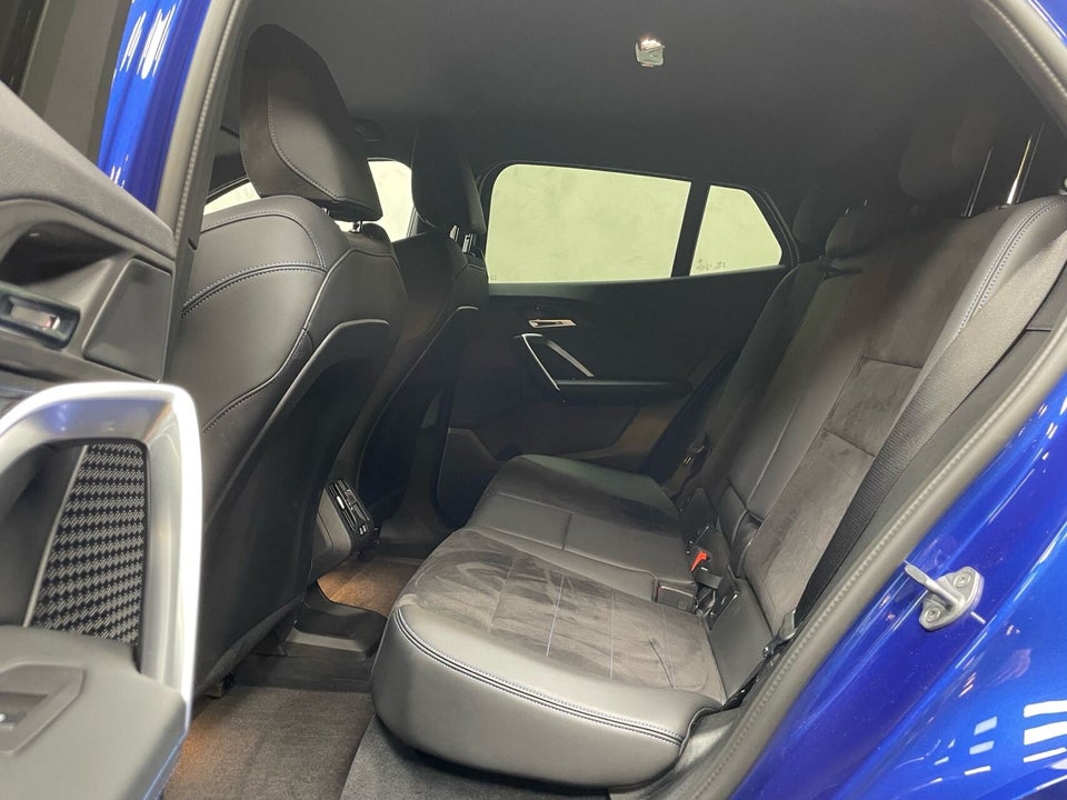 BMW iX2 eDrive20 M-Sport 5d