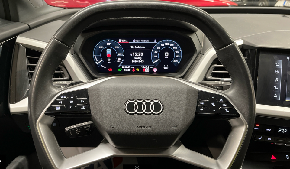 Audi Q4 e-tron 40  5d